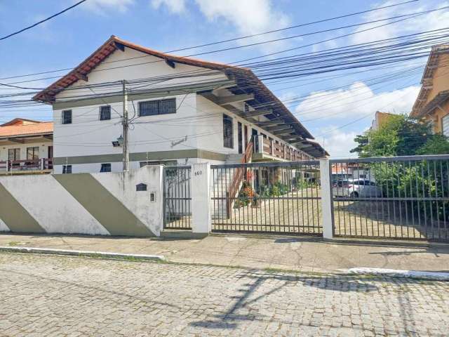 Casa em Condomínio para Venda em Cabo Frio, Ville Blanche, 2 dormitórios, 1 suíte, 2 banheiros, 1 vaga