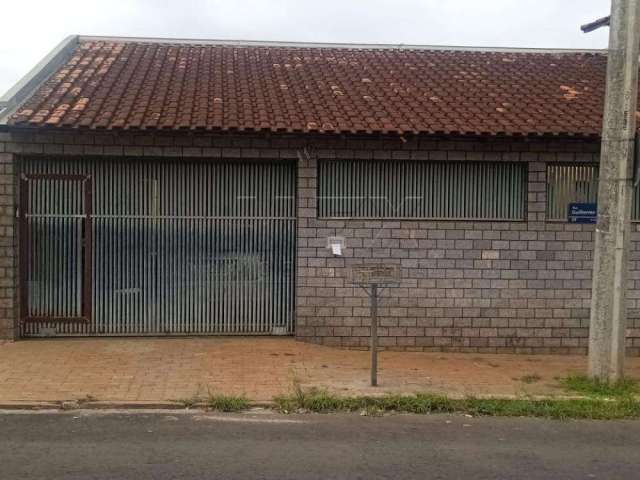 Casa com 2 quartos à venda na Rua Guilherme Turini, Conjunto Habitacional Engenheiro Otávio Rasi, Bauru, 149 m2 por R$ 288.000