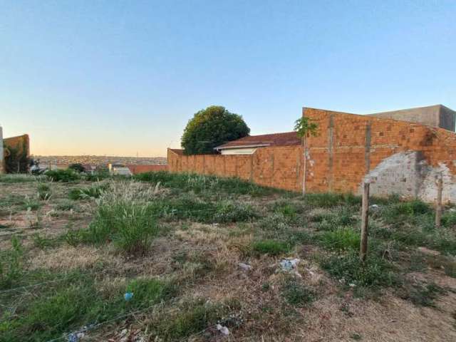 Terreno à venda na Rua Antônio Pereira, Vila Industrial, Bauru, 360 m2 por R$ 180.000