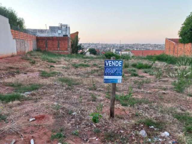 Terreno à venda na Rua Antônio Pereira, Vila Industrial, Bauru, 360 m2 por R$ 180.000