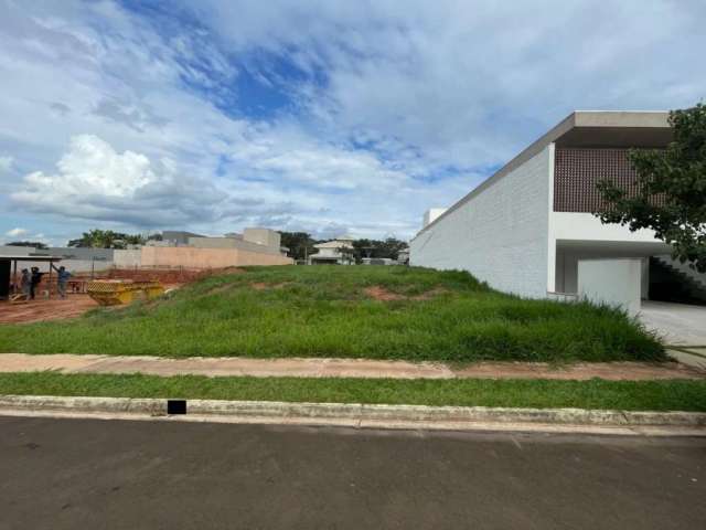 Terreno à venda na Avenida José Vicente Aiello, Residencial Villa Lobos, Bauru, 525 m2 por R$ 380.000