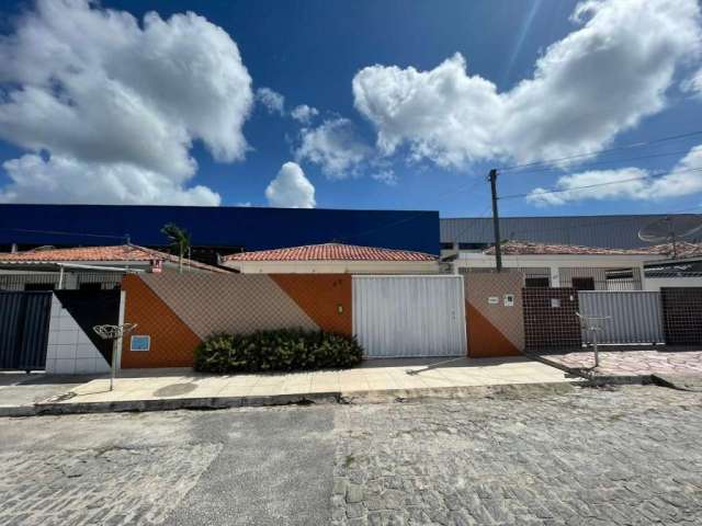 Casa com 3 dormitórios à venda, 99 m² por R$ 420.000,00 - José Américo de Almeida - João Pessoa/PB