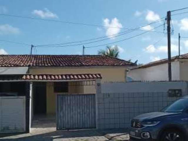 Casa com 2 dormitórios à venda, 74 m² por R$ 270.000,00 - Ernesto Geisel - João Pessoa/PB