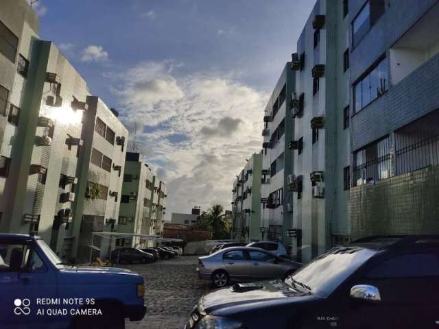Apartamento com 2 dormitórios à venda, 57 m² por R$ 160.000,00 - Mangabeira - João Pessoa/PB