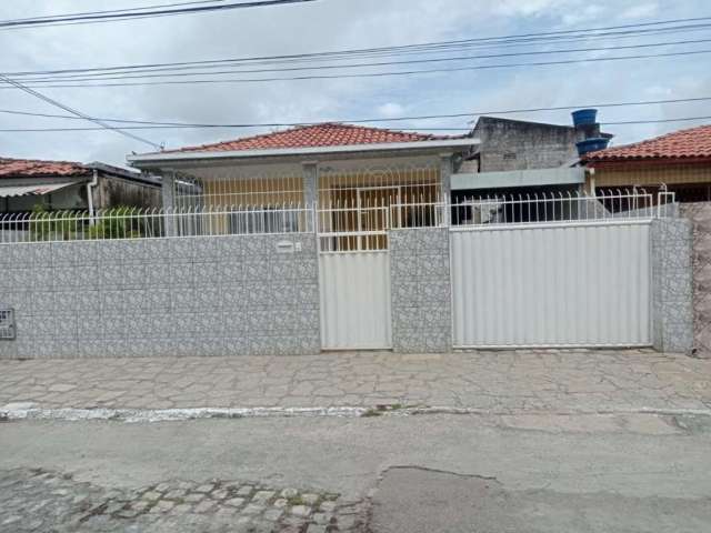 Casa com 3 dormitórios à venda por R$ 400.000,00 - Mangabeira - João Pessoa/PB