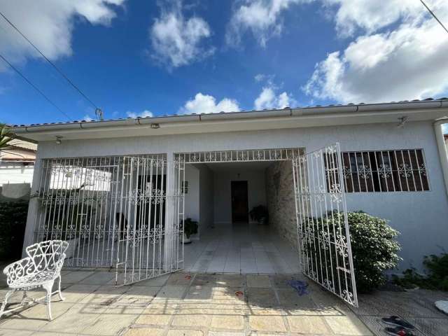 Casa com 3 dormitórios à venda por R$ 450.000,00 - Água Fria - João Pessoa/PB