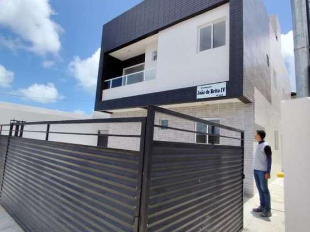 Apartamento com 2 dormitórios à venda por R$ 170.000,00 - Mangabeira - João Pessoa/PB