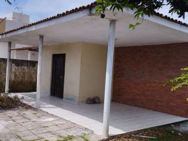 CASA COM OTIMA LOCALIZAÇÃO  NO JOSE AMERICO, próximo de comércios. supermercados. próximo  a prefeitura   3 quartos, 1 suíte Sala Ampla  Cozinha c/ ár