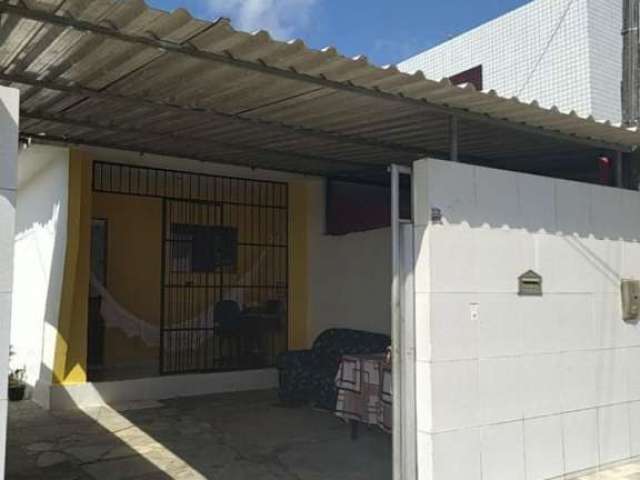 Casa com 2 dormitórios à venda por R$ 180.000,00 - João Paulo II - João Pessoa/PB