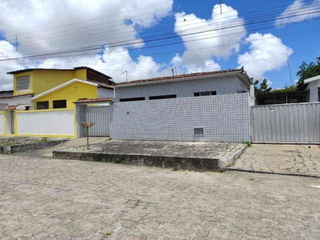 Casa com 3 dormitórios à venda por R$ 270.000 - Ernani Sátiro - João Pessoa/PB