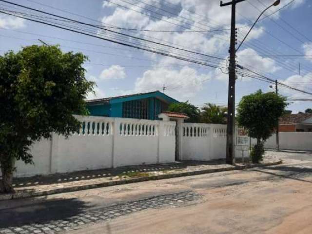 Casa com 4 dormitórios à venda por R$ 500.000 - Cruz das Armas - João Pessoa/PB