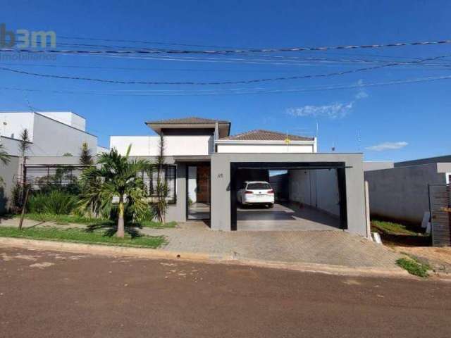 Casa com 3 dormitórios à venda, 200 m² por R$ 900.000,00 - Centro - Cambé/PR