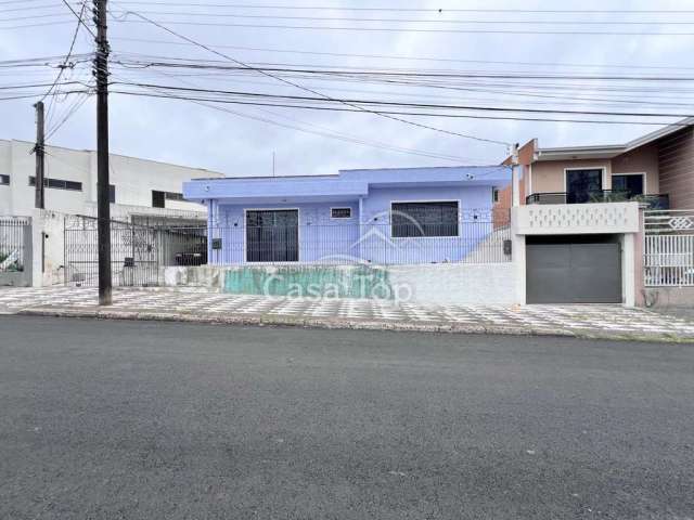 Casa semimobiliada para alugar Centro