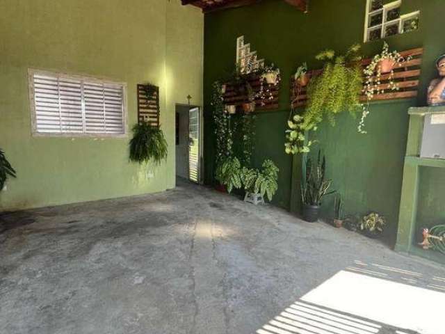 Linda Casa com 02 dormitórios à venda, 125 m² por R$ 370.000 - Jardim Colonial - São José dos Campos/SP