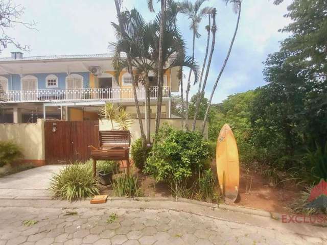 Lindo Sobrado Em Condomínio  Na Praia Capricórnio Perto Mar