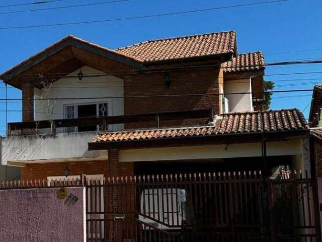 Casa com 5 dormitórios à venda, 162 m² por R$ 1.390.000 - Vila Betânia - São José dos Campos/SP