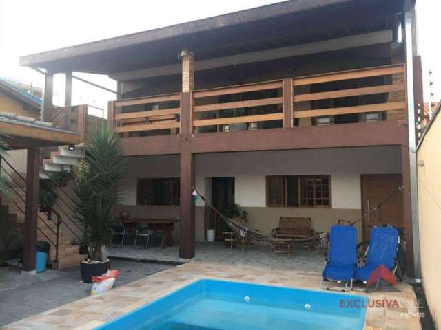 Casa com 3 dormitórios à venda, 180 m² por R$ 870.000,00 - Residencial União - São José dos Campos/SP