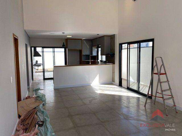 Casa com 3 dormitórios à venda, 149 m² por R$ 901.000,00 - Condomínio Terras do Vale - Caçapava/SP