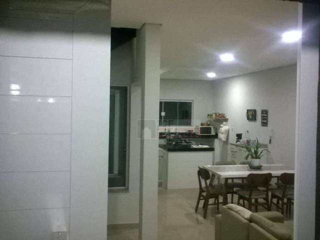 Casa com 3 dormitórios à venda, 156 m² por R$ 450.000,00 - Jardim Boer II - Americana/SP