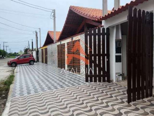 Casa com 2 dorms, Balneário Copacabana, Mongaguá - R$ 349 mil, Cod: 2212