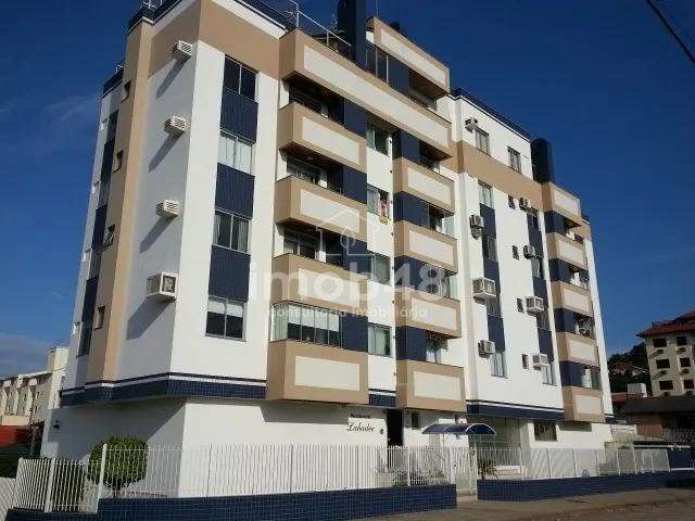 Venda : Apartamento 2 Dorms em Abraão, Florianópolis