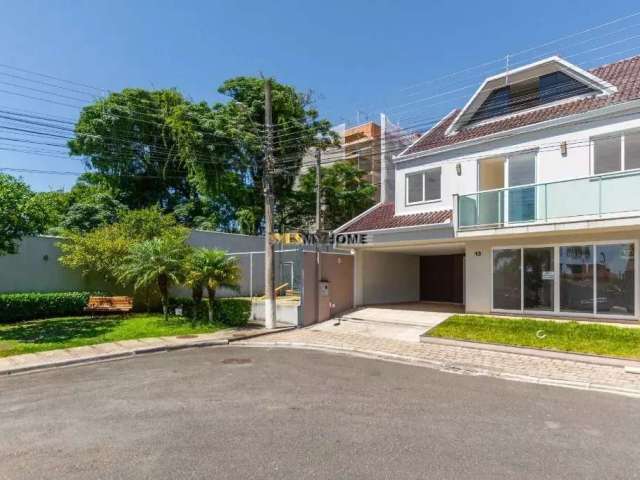 Sobrado com 3 dormitórios à venda, 243 m² por R$ 899.000,00 - Boqueirão - Curiti