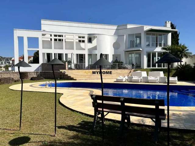 Linda casa com 610 m², 4 Suítes, Piscina, Jardim de Inverno a venda em Santa Felicidade - Curitiba - CA0254