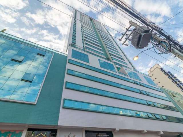 Apartamento no Ed. Algaleo em Balneário Camboriú