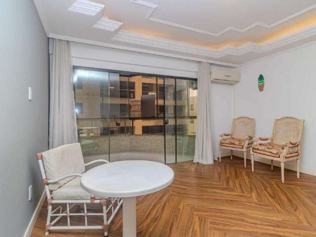 Apartamento à venda com 03 suítes na Barra Norte em Balneário Camboriú.