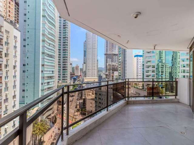 Apartamento à venda no Edifício Rhut de Sá, em Balneário Camboriú