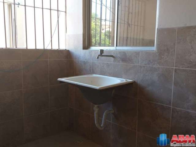 Apartamento com 2 quartos  para alugar, 0.00 m2 por R$550.00  - Petropolis - Caruaru/PE