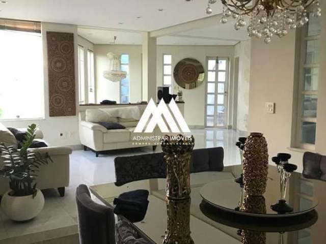 Casa com lote de 410m² no bairro Chácara do Quitão!