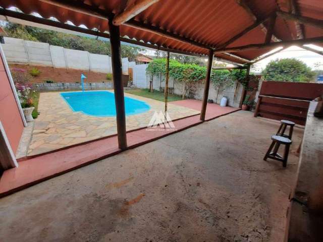 Vendo chácara em Itatiaiuçu de 500m² com 02 quartos e piscina excelente localização.