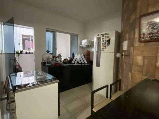 Apartamento com 03 quartos no Jadir Marinho.