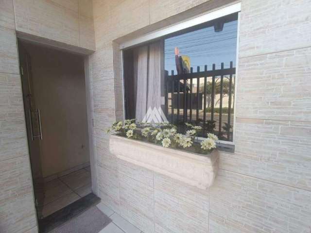 Vendo casa em Itaúna com 03 e amplo espaço em ótima localização