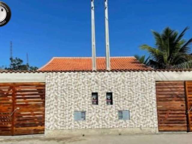 Casa NOVA com piscina a venda Itanhaém, 2 quarto, sendo 1 quarto suíte, sala, cozinha americana , banheiro social, churrasqueira, área de serviço, gar