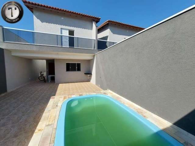 Lindo sobrado 4 dormitórios com piscina a venda Itanhaém, São Paulo, bairro Suarão, sendo 2 dormitórios suíte,