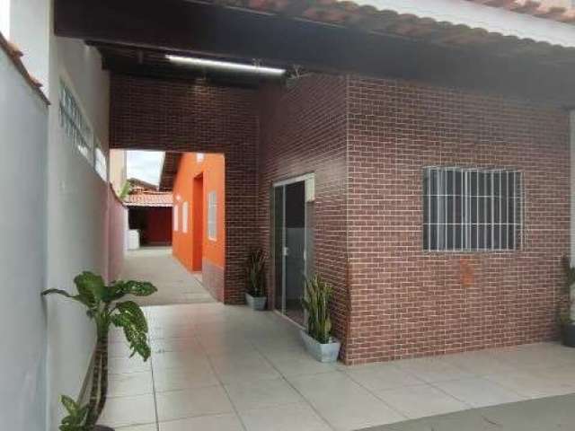 Casa 2 quartos com terreno diferenciado a venda Mongaguá, São Paulo, bairro Itaguí,