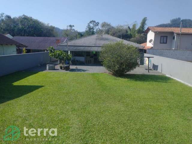 Casa com 3 quartos à venda no Estrada das Areias, Indaial , 180 m2 por R$ 850.000