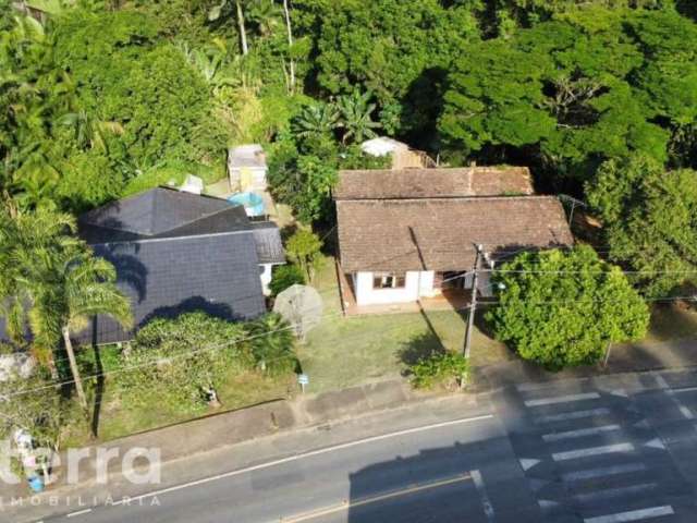 Casa à venda no Estrada das Areias, Indaial  por R$ 1.200.000