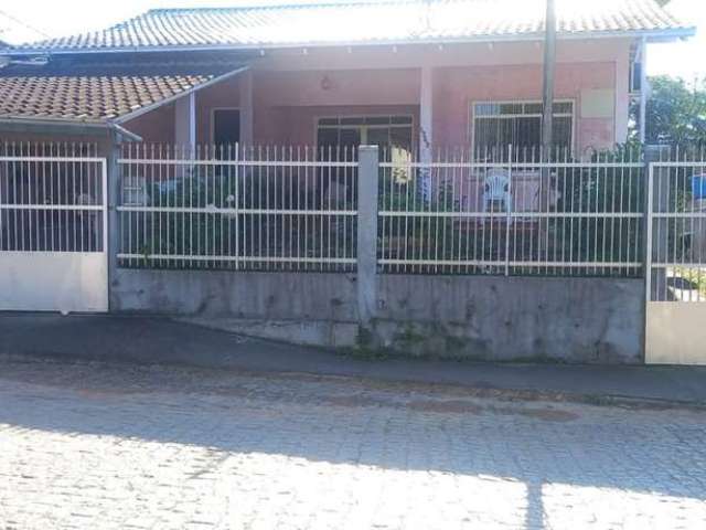 Casa com 5 quartos à venda no Carijós, Indaial  por R$ 770.000