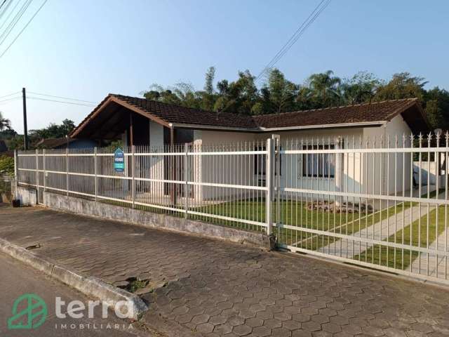 Casa com 3 quartos à venda no Carijós, Indaial , 143 m2 por R$ 699.900