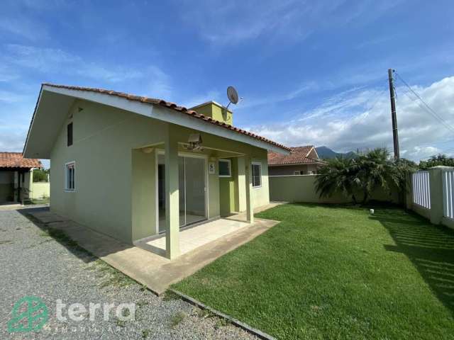 Casa com 2 quartos para alugar no Warnow, Indaial , 63 m2 por R$ 1.400