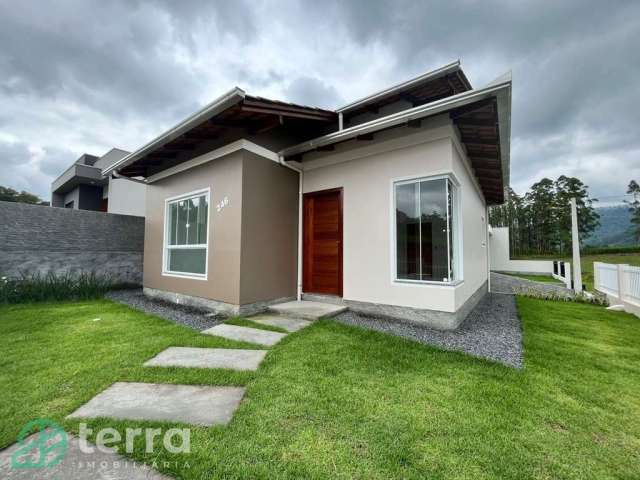 Casa com 2 quartos à venda no Warnow, Indaial , 56 m2 por R$ 325.000