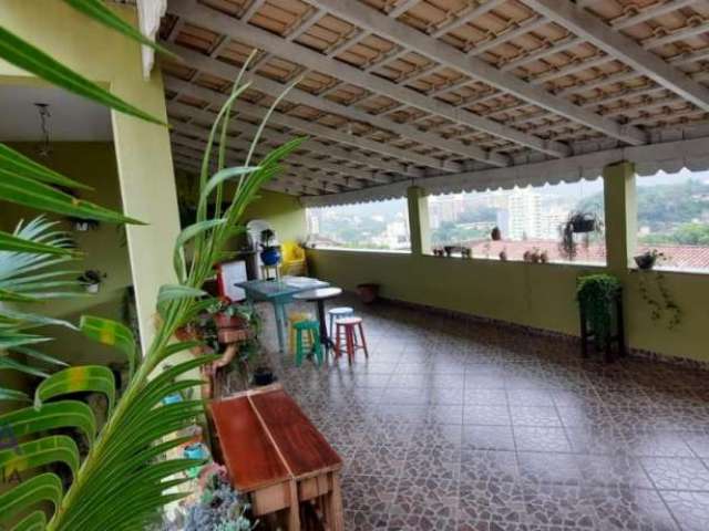 Casa com 4 quartos à venda na Escola Agrícola, Blumenau , 242 m2 por R$ 550.000