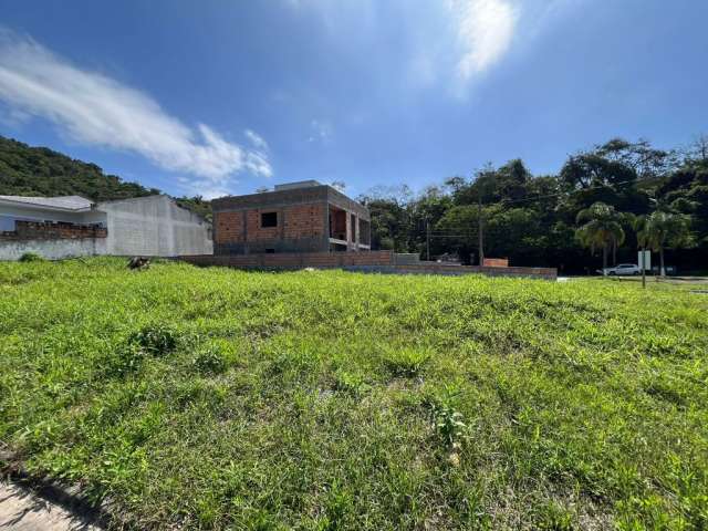 Terreno a venda 423 m² em ótima localização, em frente a rótula do loteamento vale verde.