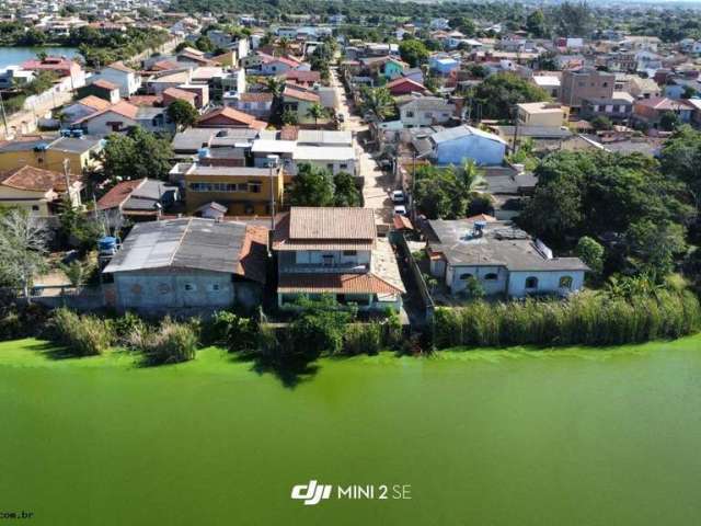 Casa para Venda em Cabo Frio, Unamar (Tamoios), 4 dormitórios, 1 suíte, 3 banheiros, 4 vagas