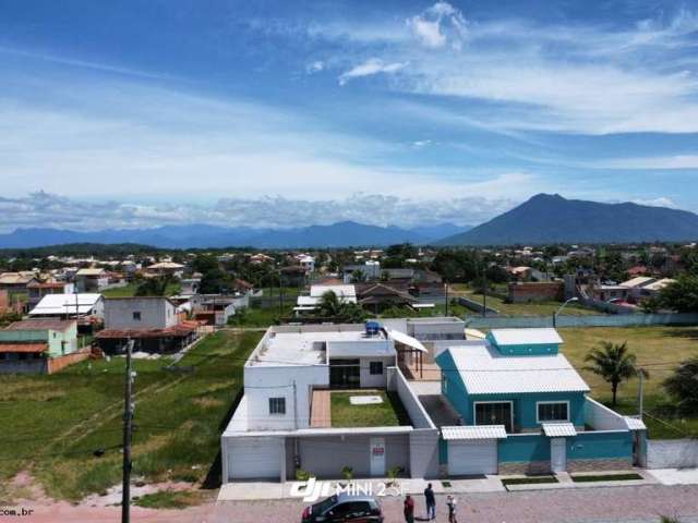 Casa para Venda em Cabo Frio, Nova Califórnia (Tamoios), 4 dormitórios, 2 suítes, 2 banheiros, 5 vagas