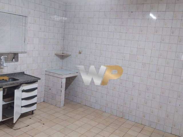 Sobrado com 3 dormitórios para alugar, 214 m² por R$ 3.300,00/mês - Piraporinha - Diadema/SP