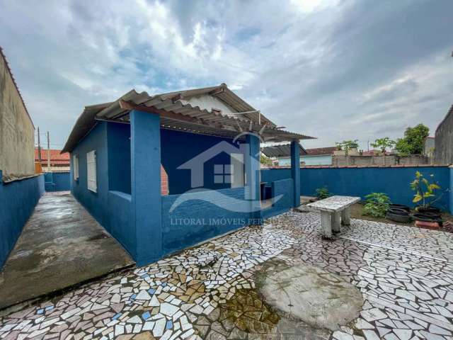 Casa - Térrea  no bairro Belmira Novaes, 530 metros da praia, Peruíbe-SP